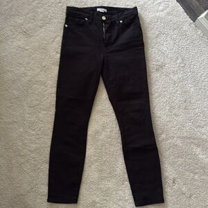 Like New!! Good American Good Legs Black Wash Skinny Jeans 4/27